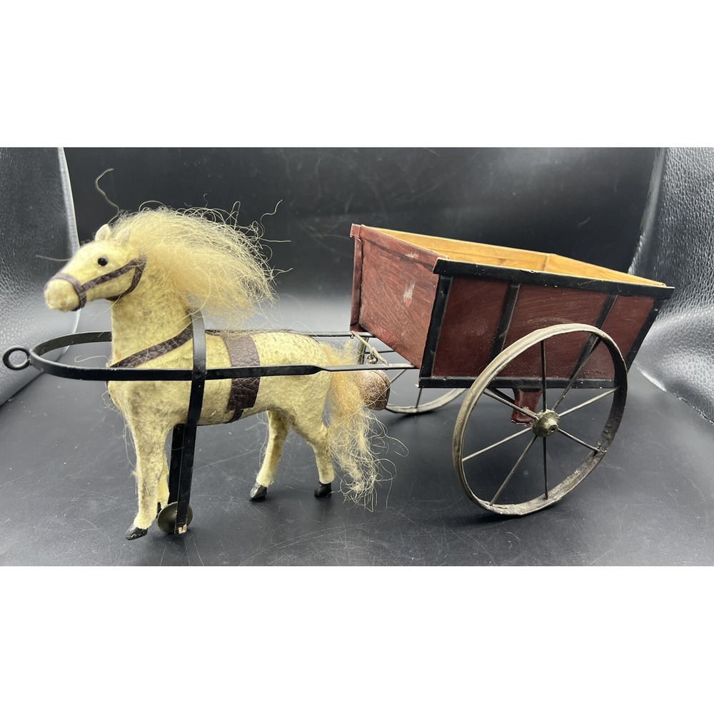 Vintage Country House Collection- Horse N' Cart 13.5" Long